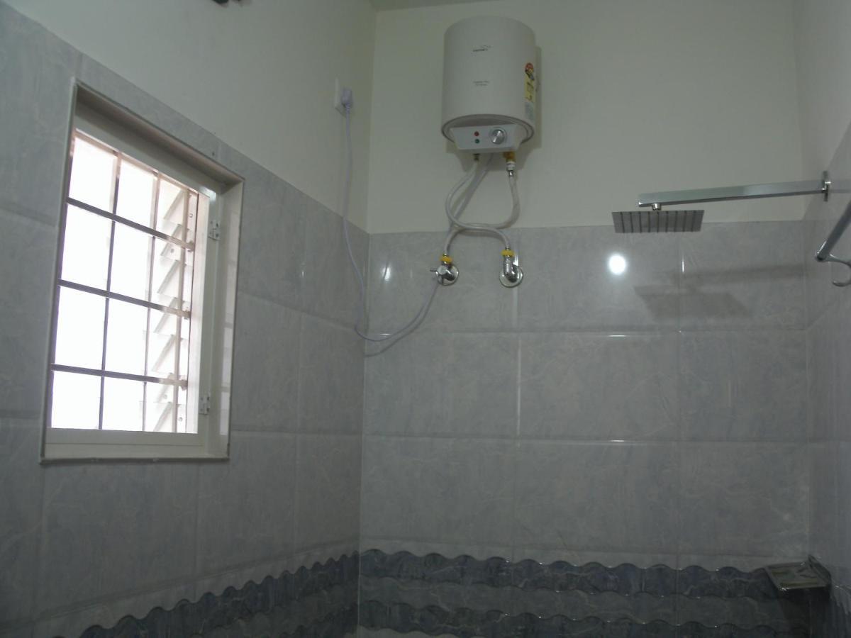 Jacaranda Holiday Home Kochi Bagian luar foto